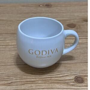 Godiva Belgium 1926 White Stoneware Coffee Tea Cocoa Mug 12-14 OZ. Round